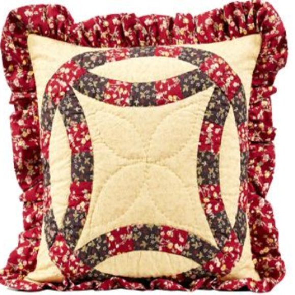 NWT VHC Brands Royalton Wedding Ring Quilted Pillow Sham 16x16" & 4 Pillowcases - Picture 2 of 5